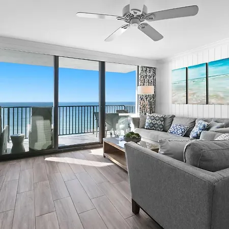 One Seagrove Place 1504